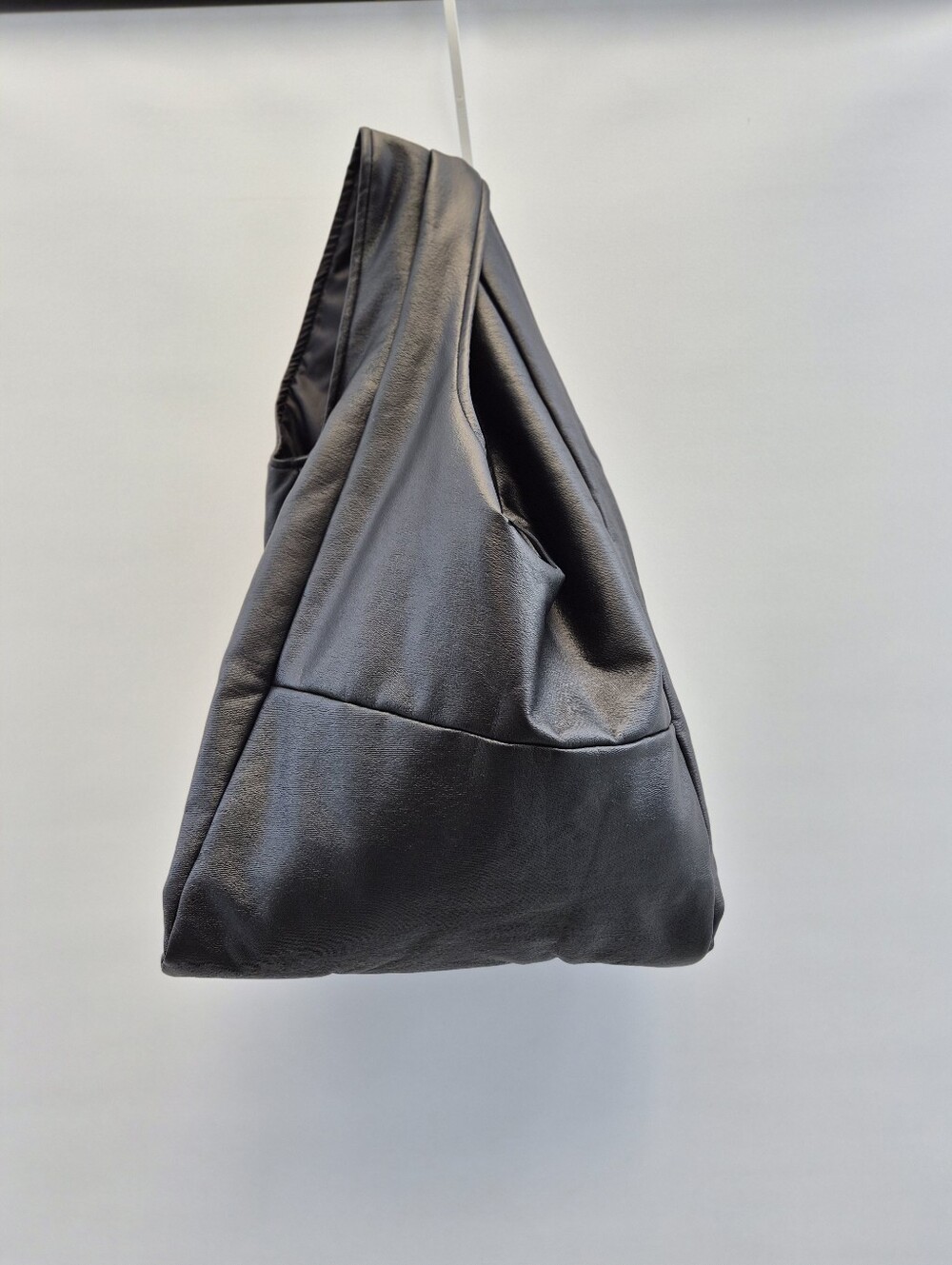 Luukaa Joy Black Faux Leather Lagenlook Hobo Bag Minimalist Slouchy Market Tote